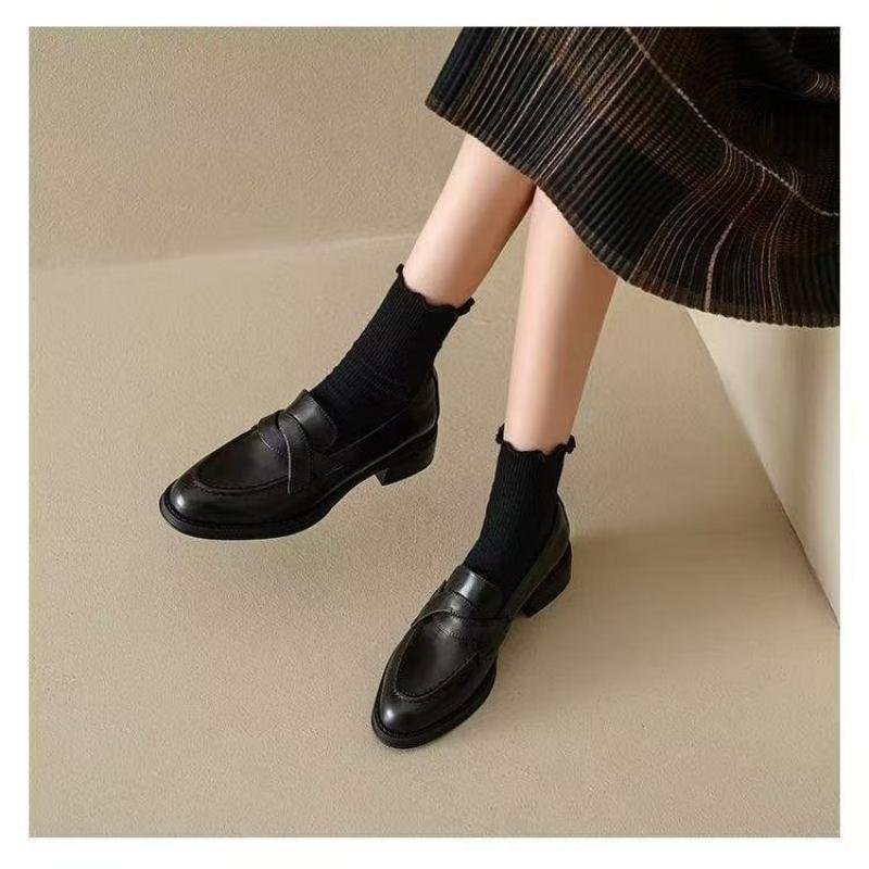 Ladies Vintage Penny Loafers S - Vintage Fashion Dresses 评论和价格